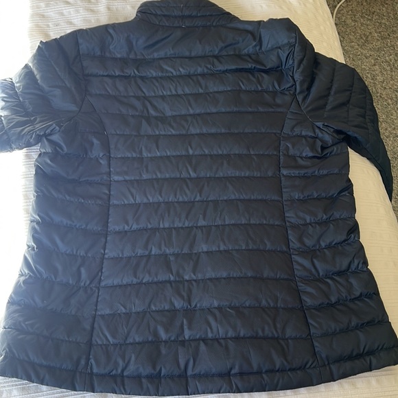 Kathmandu puffer jacket - Picture 4 of 5